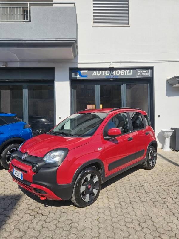 Fiat Panda (Red) 1.0 firefly hybrid City Cross s&s 70cv 5p.ti