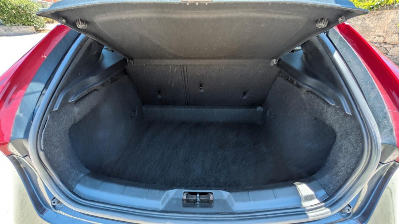 Volvo V40 D2 1.6 Momentum