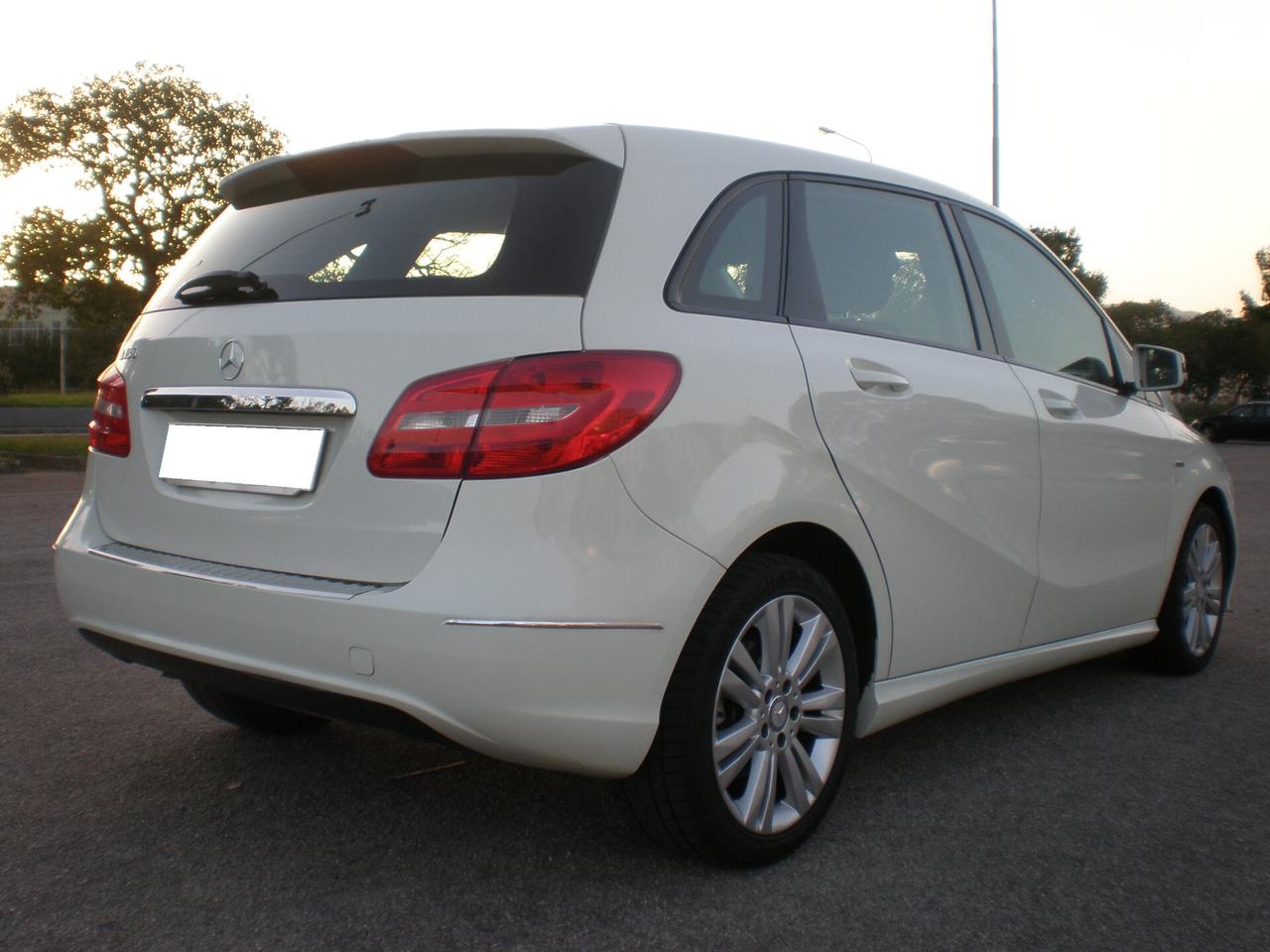 Mercedes classe B 1.5 td 110 cv, da vetrina