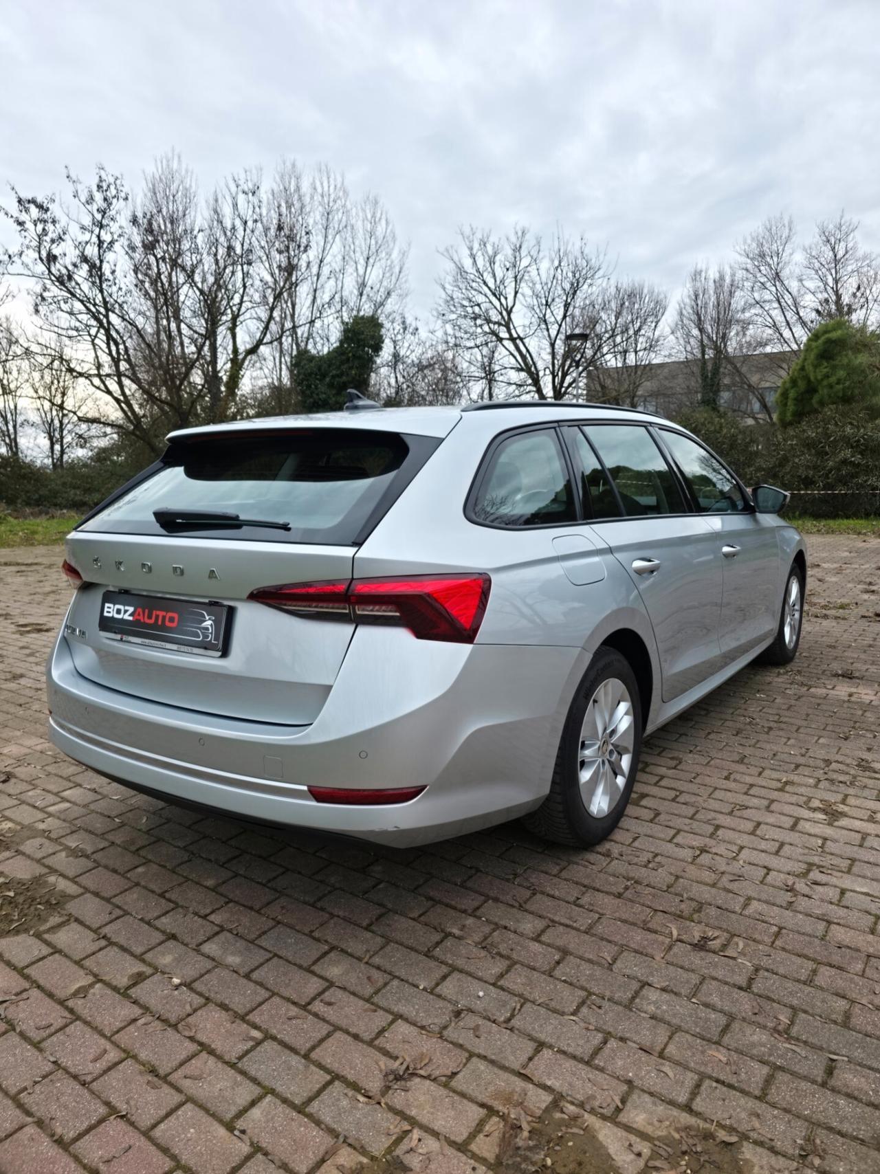 Skoda Octavia 2.0 TDI EVO DSG Wagon Executive 115CV