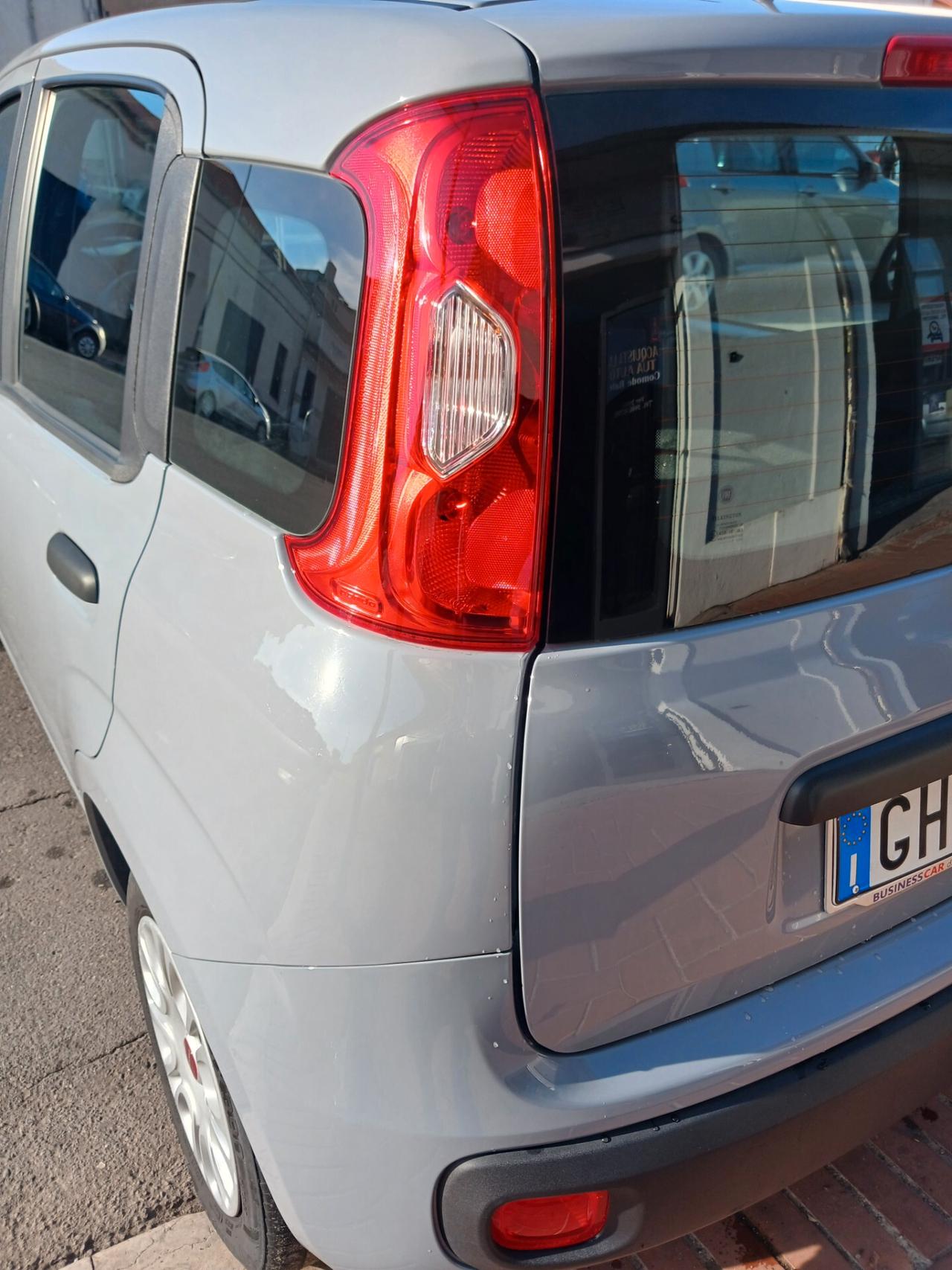 auto pari al nuovo !!