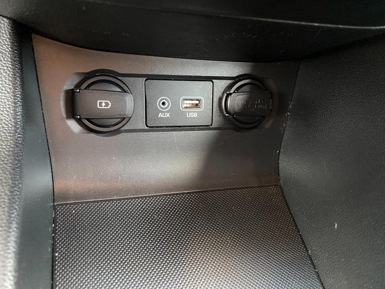 Hyundai i20 1.2 5 porte Econext Tech KM CERTIFICATI --Pacchetti auto per commercianti ---