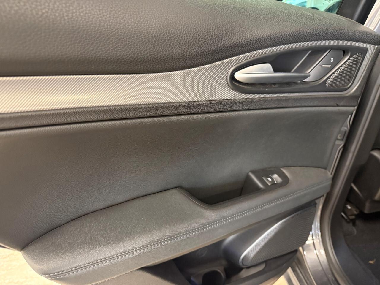 Alfa Romeo Stelvio 2.2 Turbodiesel 210 CV AT8 Q4 Veloce