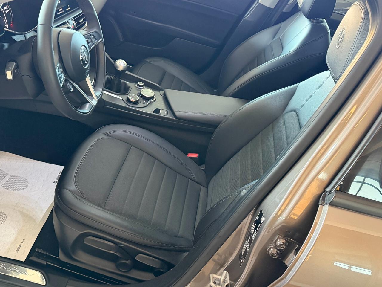 Alfa Romeo Giulia 2.2 TURBODIESEL 180 cv. SUPER (Nav)