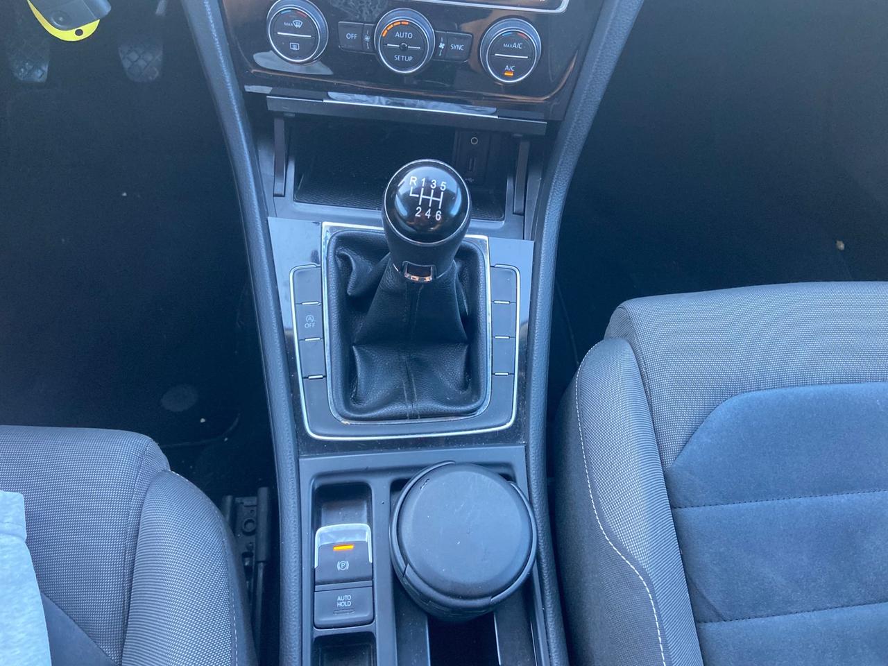 Volkswagen Golf 2.0 TDI 5p. Highline BlueMotion Technology