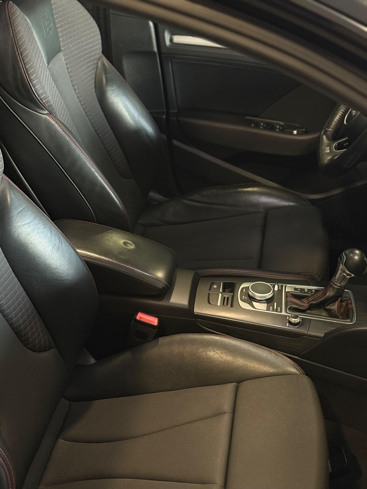 Audi S3 SPB 2.0 TFSI quattro S tronic