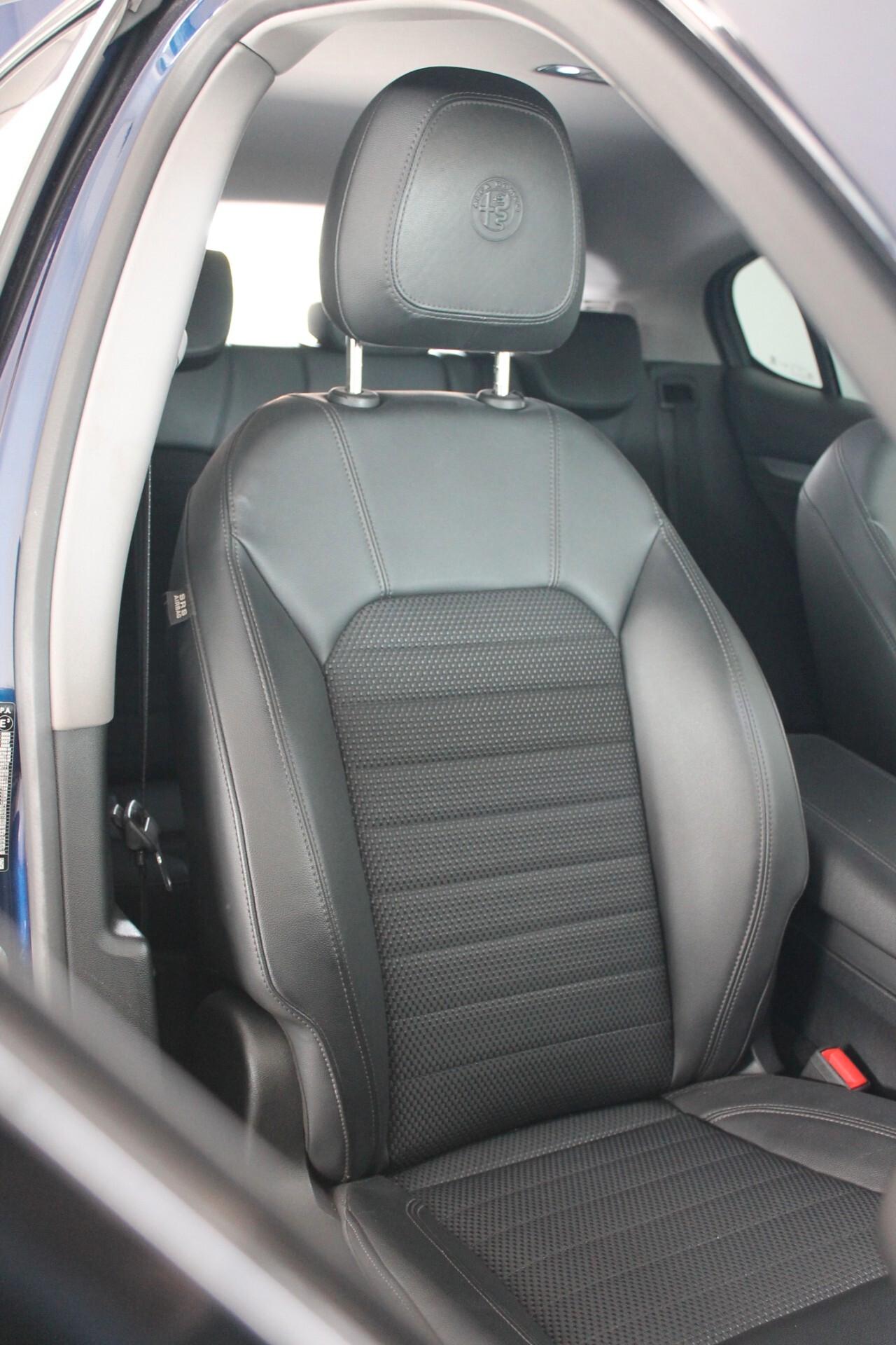 Alfa Romeo Stelvio 2.2 Turbodiesel 190 CV AT8 Q4 Super