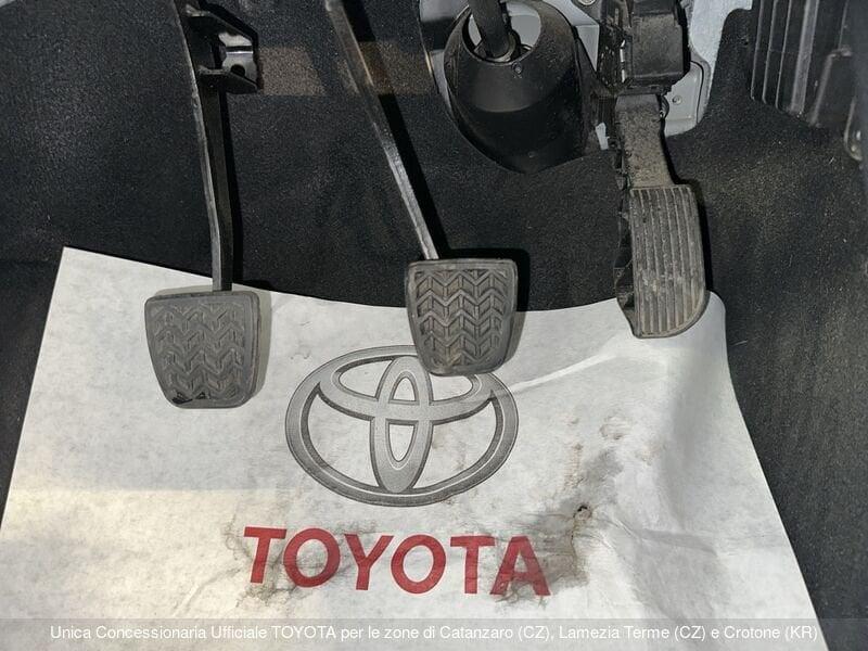 Toyota Aygo Aygo Connect 1.0 VVT-i 72 CV 5 porte x-play