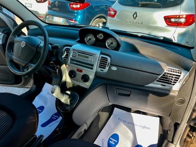 Lancia Ypsilon 1.3 MJT 16V 75 CV