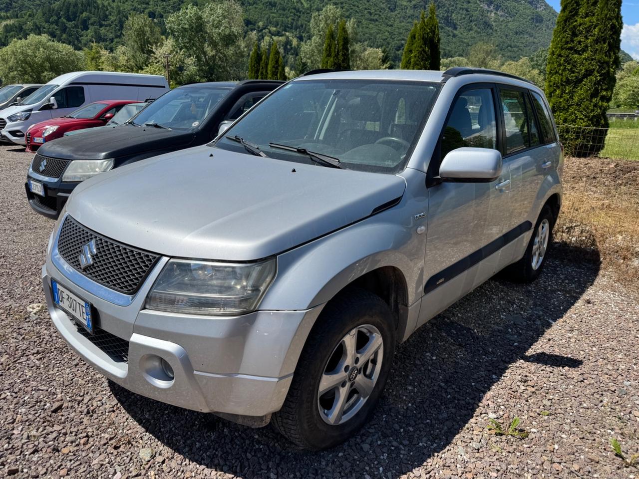 PACCHETTO PER COMMERCIANTI .Suzuki Grand Vitara 1.9 DDiS 3 porte