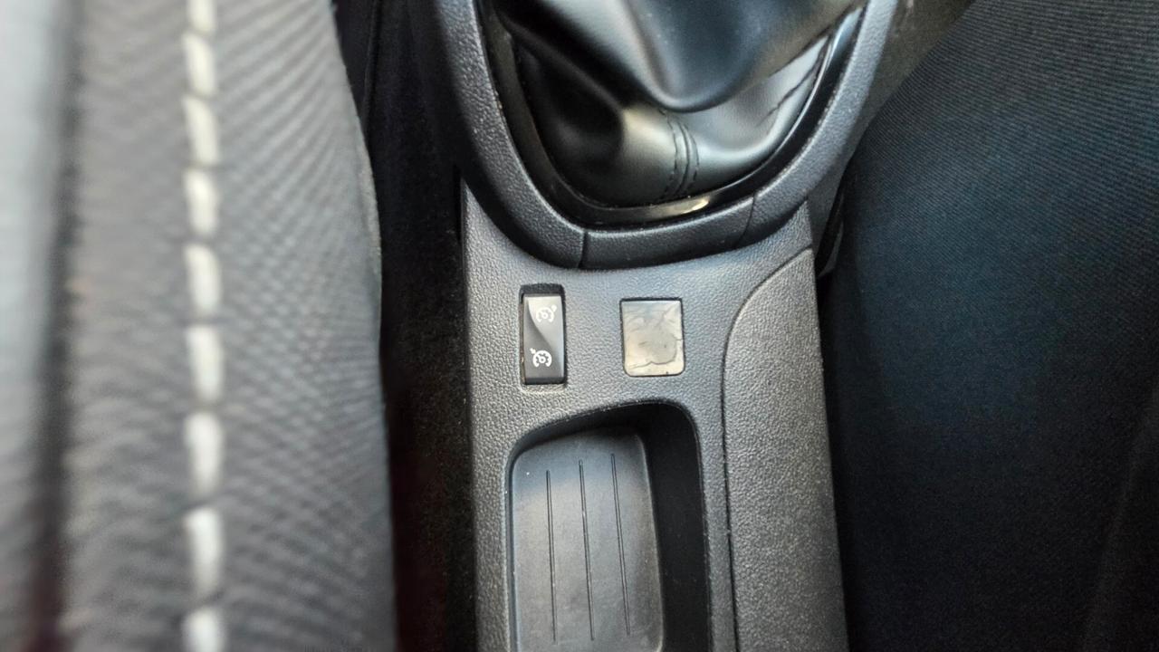 Renault Clio TCe 12V 90 CV GPL Start&Stop 5 porte Energy Duel