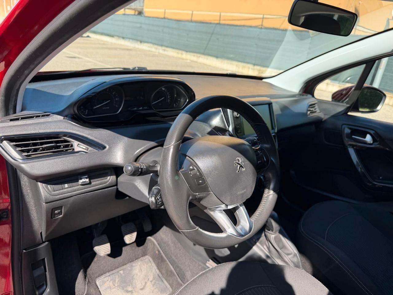 Peugeot 208 1.2 GPL - NEOPATENTATI - 12 MESI DI GARANZIA -