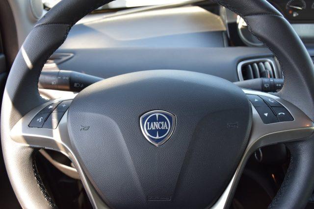 LANCIA Ypsilon 1.2 69 CV 5 porte Gold