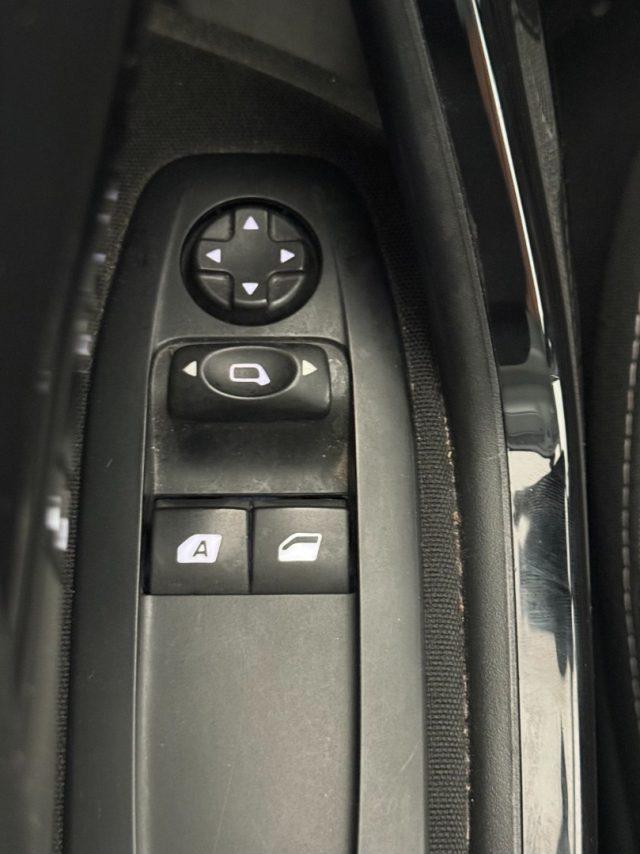 PEUGEOT 208 1° serie PureTech 68 5 porte Access