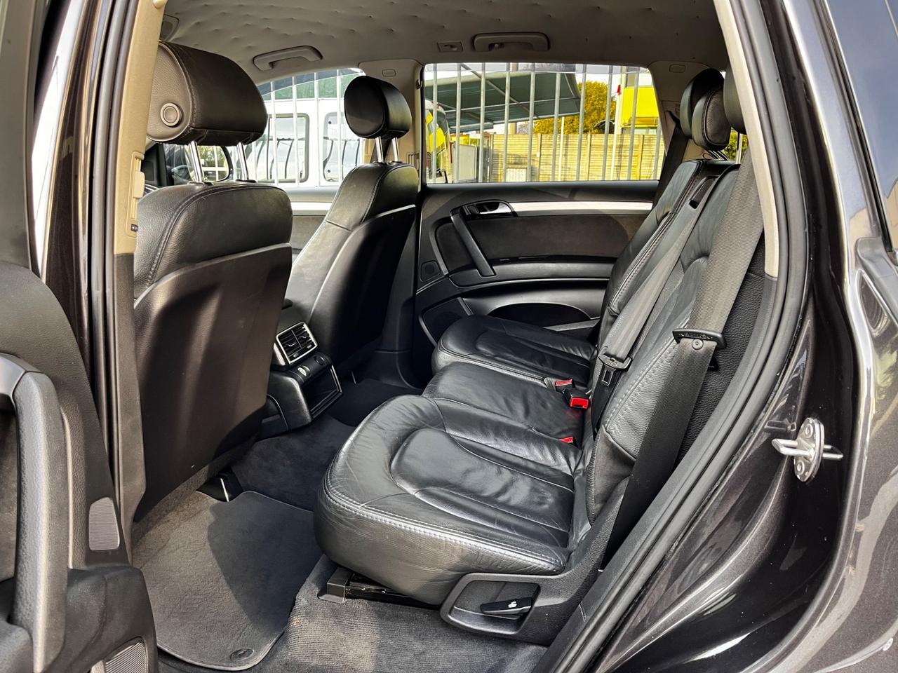 Audi Q7 3.0 V6 TDI GANCIO TRAINO quattro tiptronic