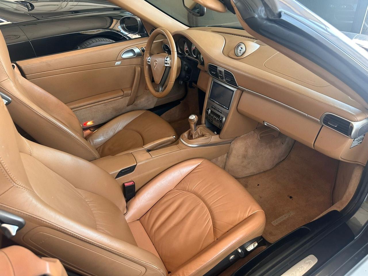 Porsche 911 Carrera S Cabriolet