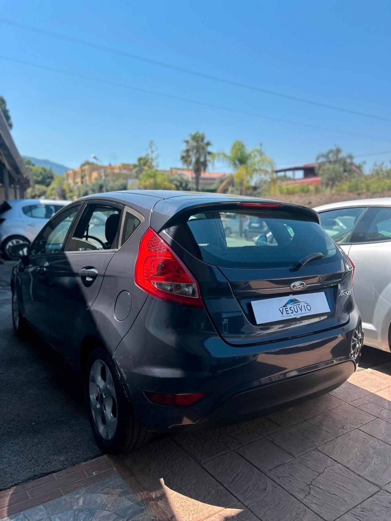 Ford Fiesta 1.2 82 CV - 2012