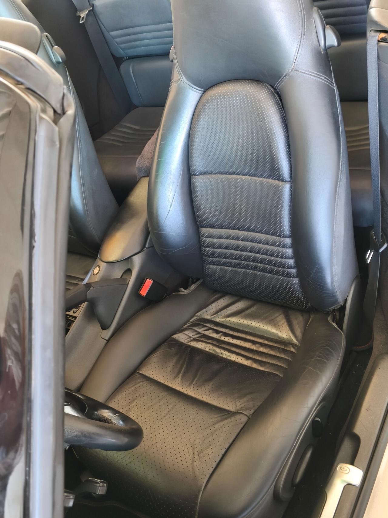 Porsche 911 Carrera. Cabrio