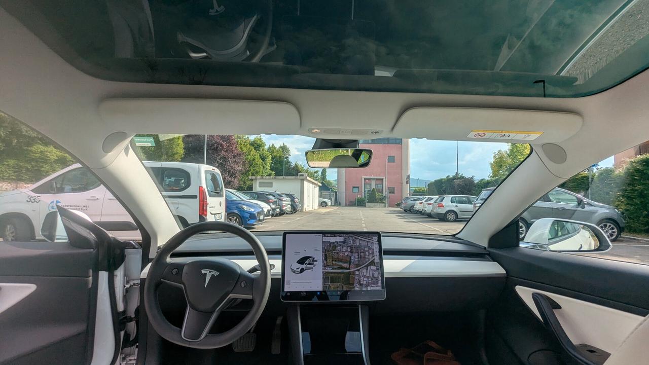 Tesla Model 3 Model 3 Standard RWD Plus