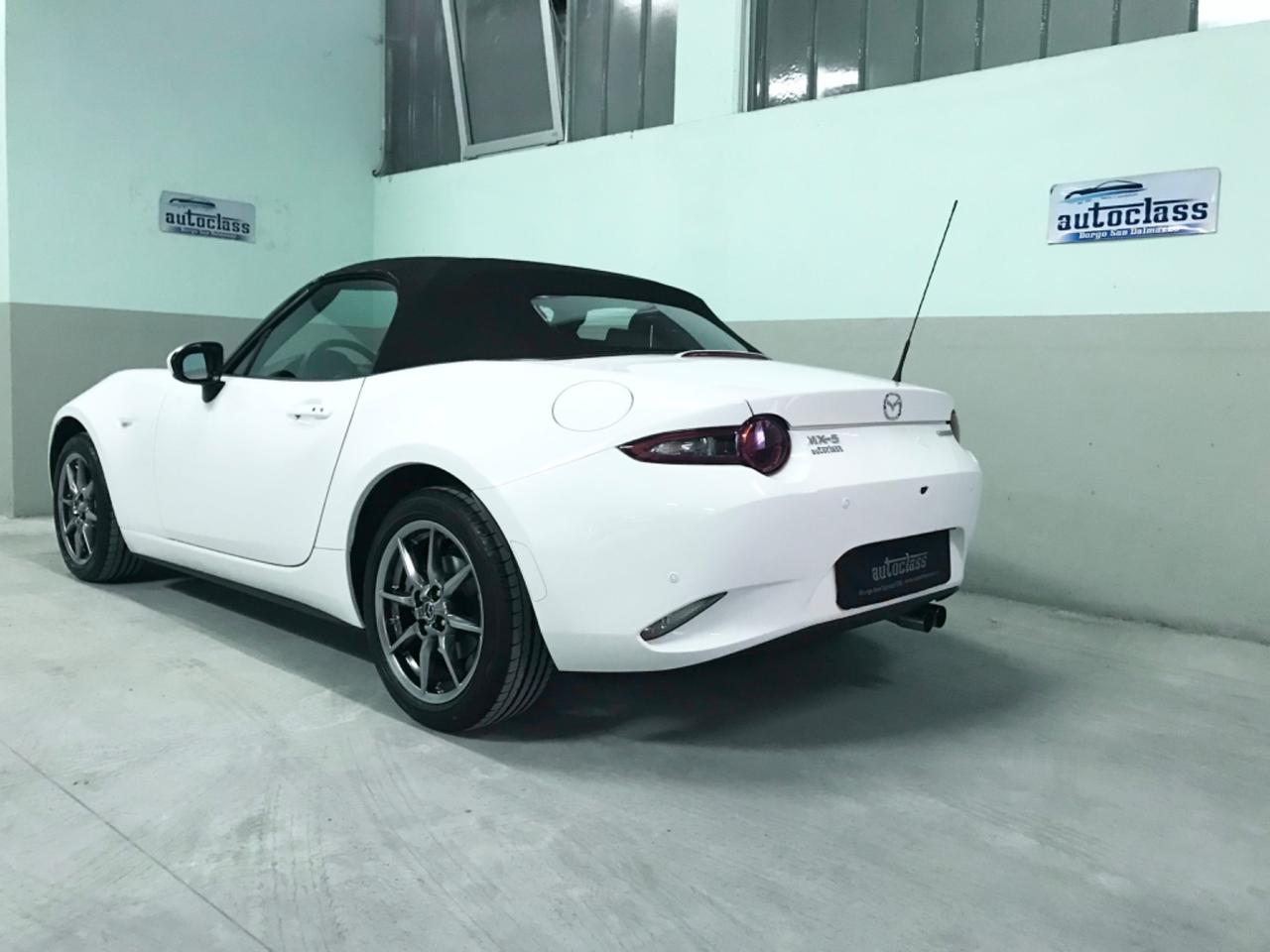 Mazda MX-5 1.5L Skyactiv-G Exclusive-Line