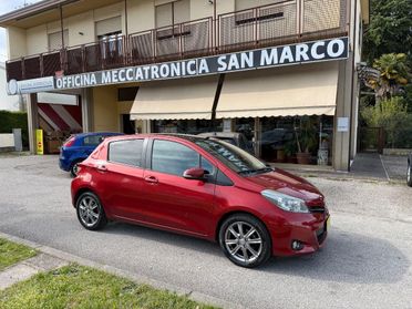 TOYOTA - Yaris - 1.3 5p. Lounge