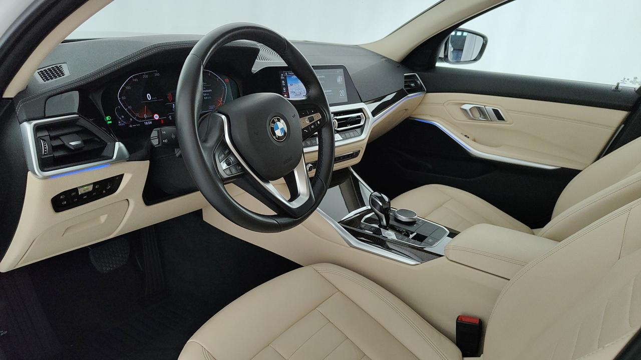 BMW BMW - BMW 320d Touring mhev 48V Luxury auto