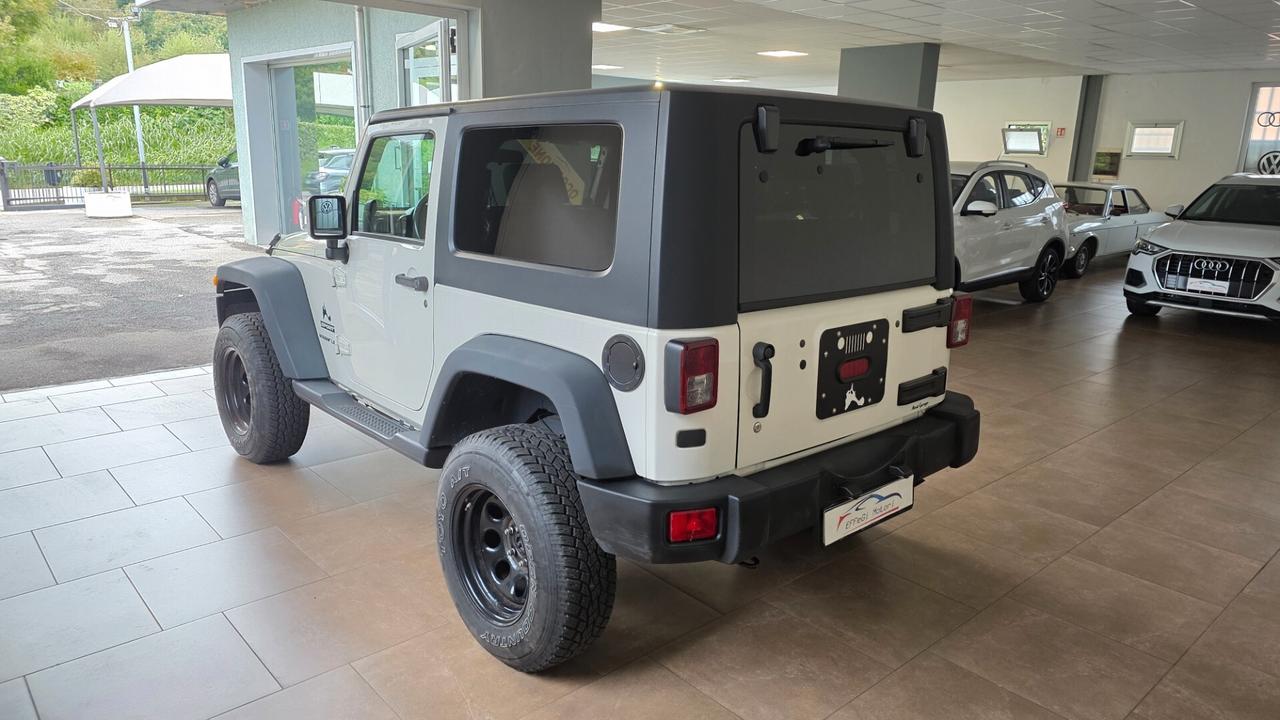 Jeep Wrangler 2.8 CRD DPF Sport Auto