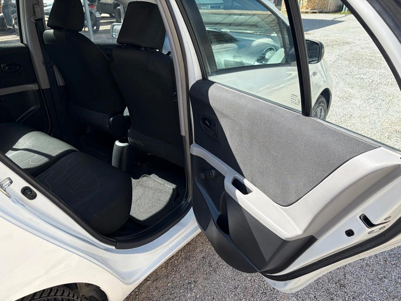 Toyota Yaris 1.0 COMPRESO PASSAGGIO&GARANZIA