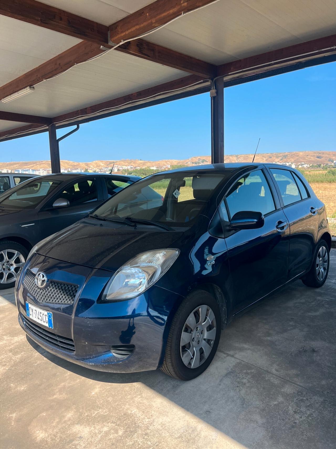 Toyota Yaris 1.4 tdi D-4D cat 5 porte AUTOMATICA