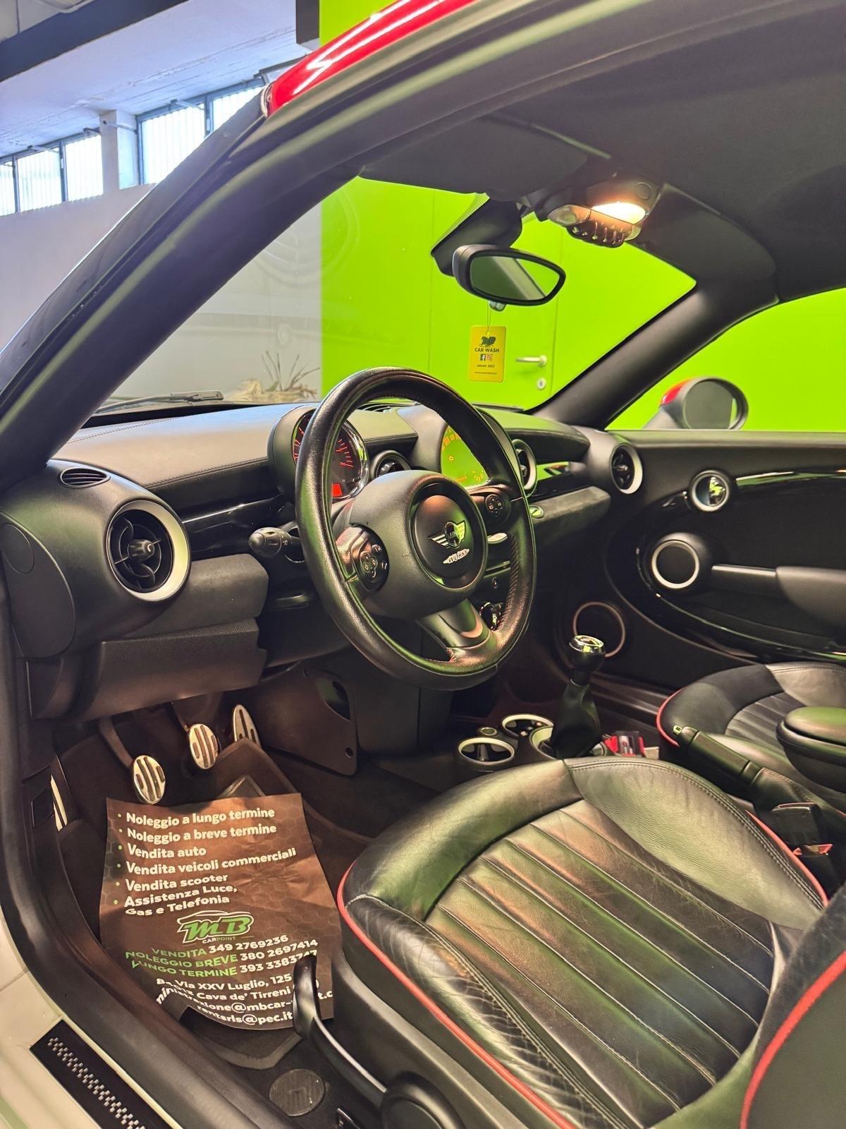 Mini John Cooper Works Coupe 1.6 Coupé