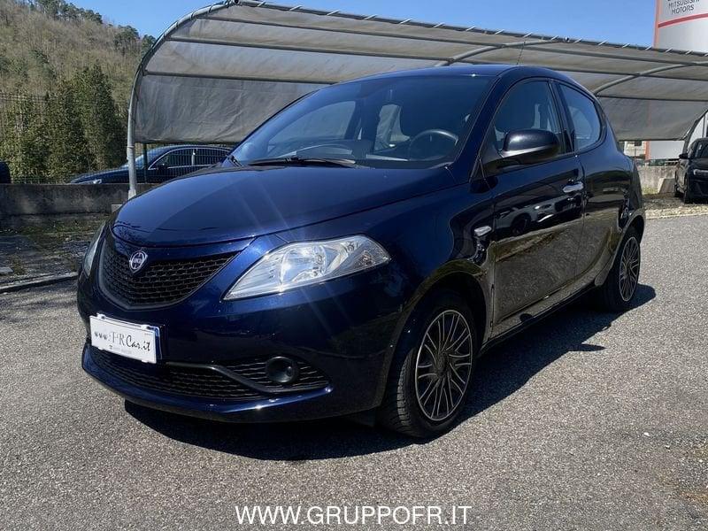 Lancia Ypsilon 1.2 69 CV 5 porte Gold