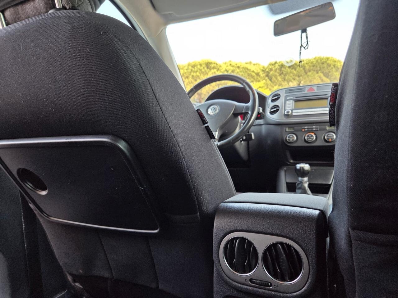 Volkswagen Tiguan 2.0 16V TDI DPF Sport & Style (18°)