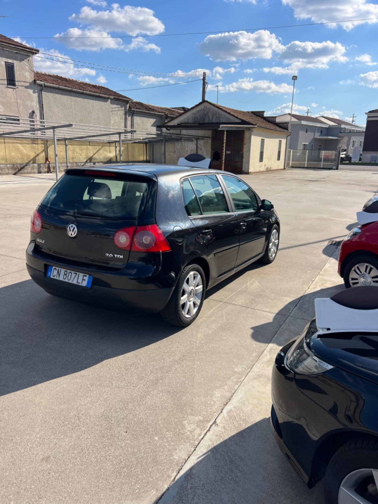 Volkswagen Golf 2.0 16V TDI 5p. Sportline