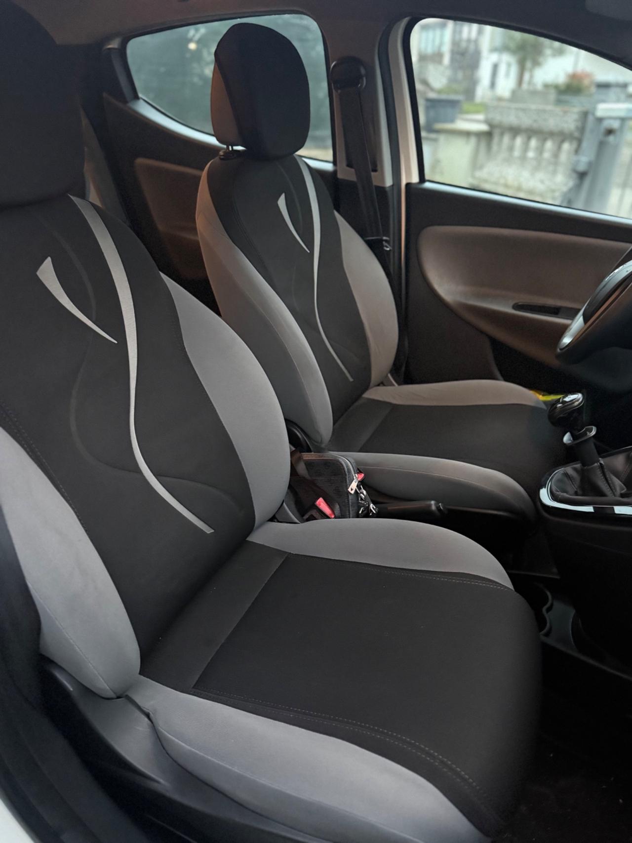 Lancia Ypsilon 0.9 METANO VALIDO 2029 2013 NEOPAT