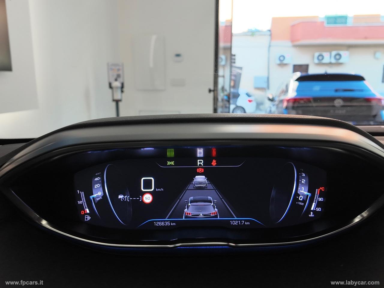 PEUGEOT 5008 BlueHDi 130 S&S Allure