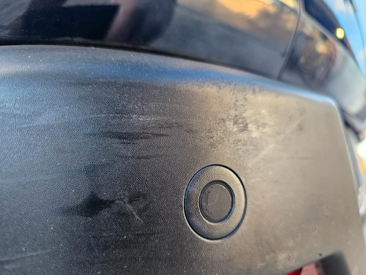 Peugeot 3008 1.6 HDi 112CV cambio robotizzato Business