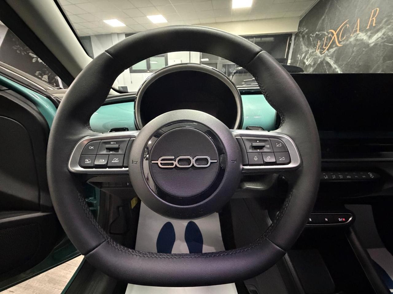 Fiat 600 Hybrid 100 CV DCT MHEV ADATA PER NEOPATENTATI