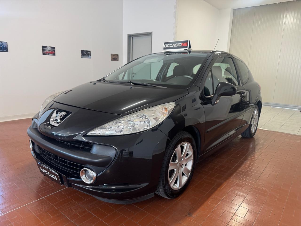 Peugeot 207 1.6 HDi 110CV 3p. Féline perfetta