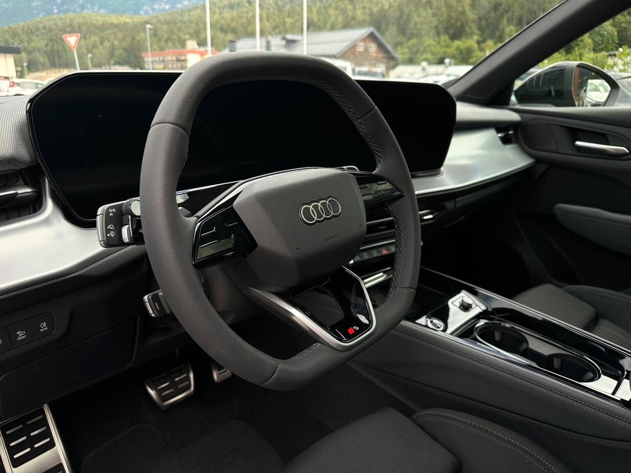 Audi Q3 SPB TFSI 150 kW S tronic quattro Line edition