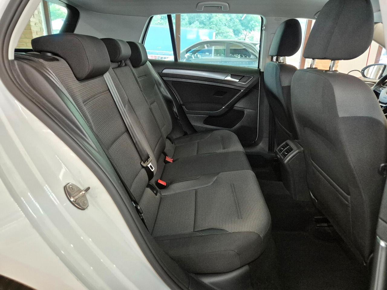 Volkswagen Golf 1.0 TSI 110 CV DSG 5p. Business ** tagliandi **