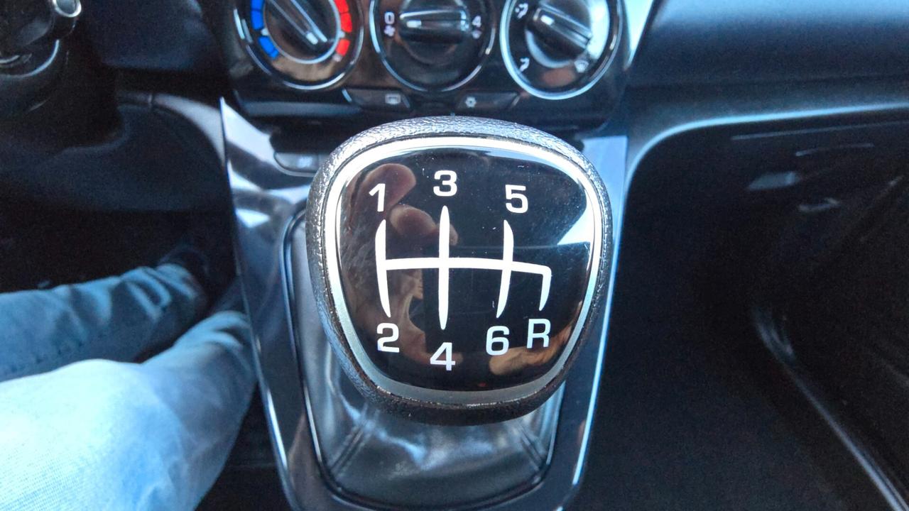 Lancia Ypsilon 1.0 FireFly 5 porte S&S Hybrid Gold