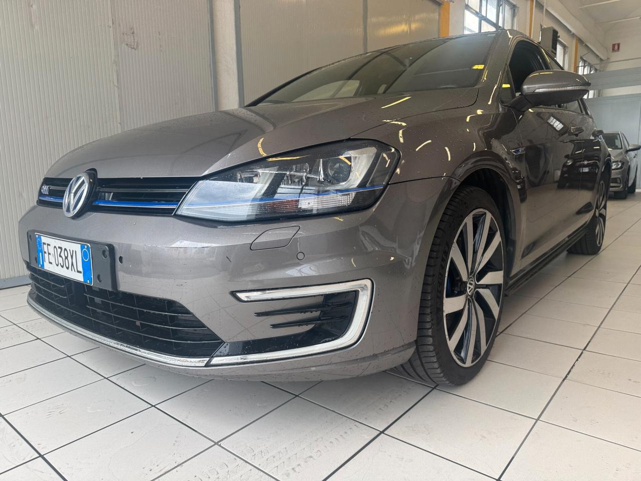 VOLKSWAGEN Golf GTE 1.4 TSI DSG