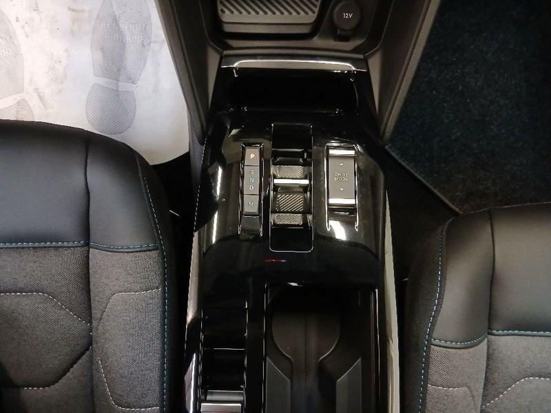 Citroën C4 1.2 puretech Plus s&s 130cv eat8