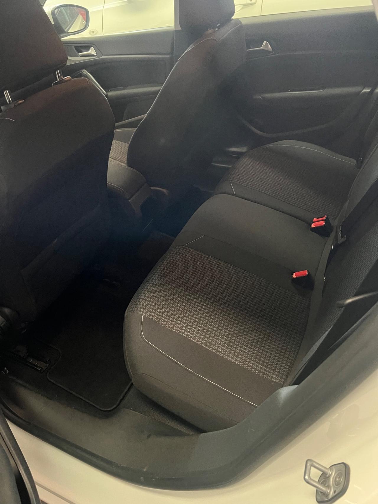 Peugeot 308 BlueHDi 100 S&S SW Business