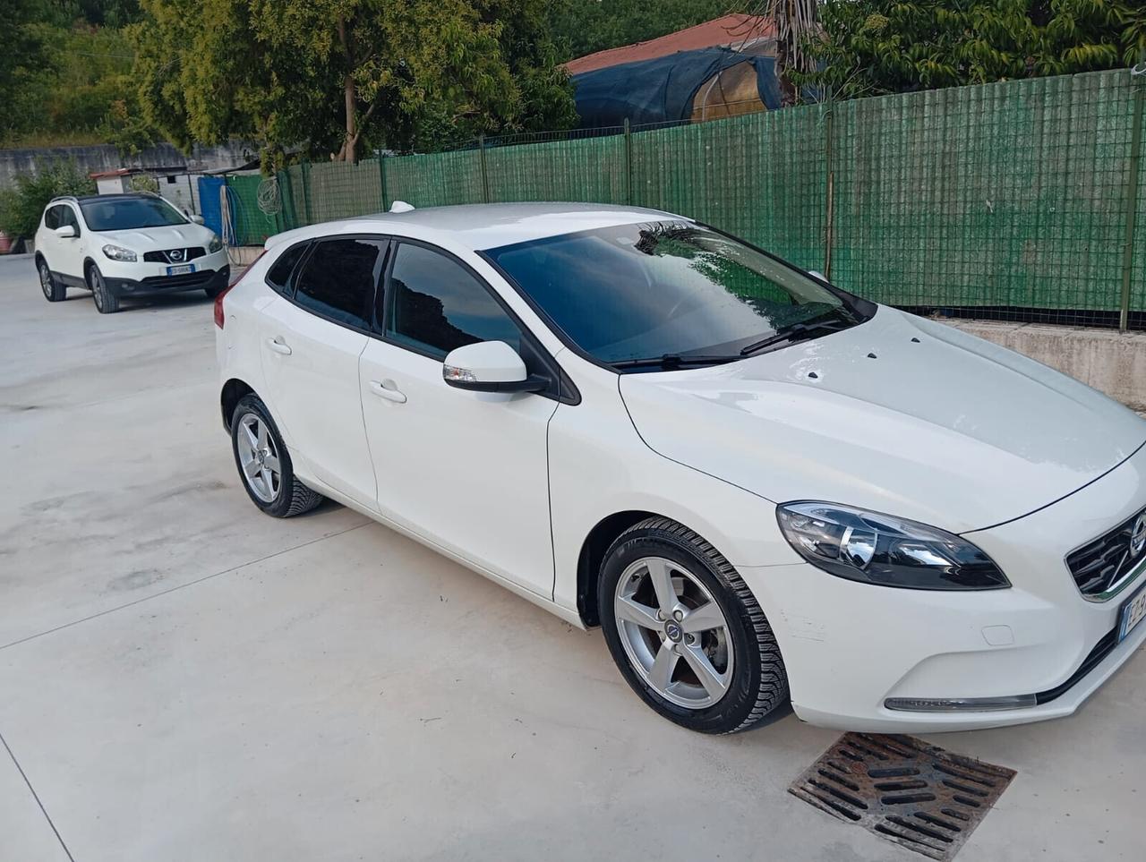 Volvo V40 " KM CERTIFICATI "