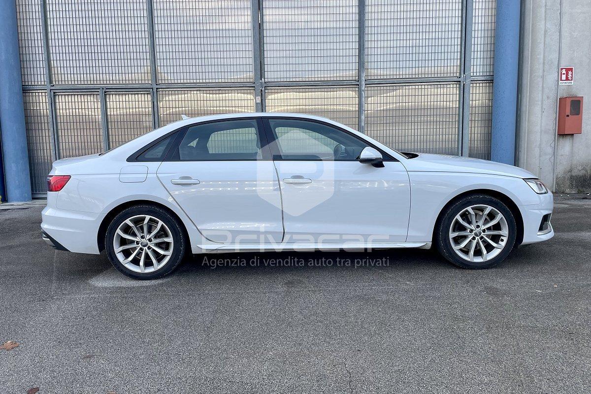 AUDI A4 35 TFSI S line edition