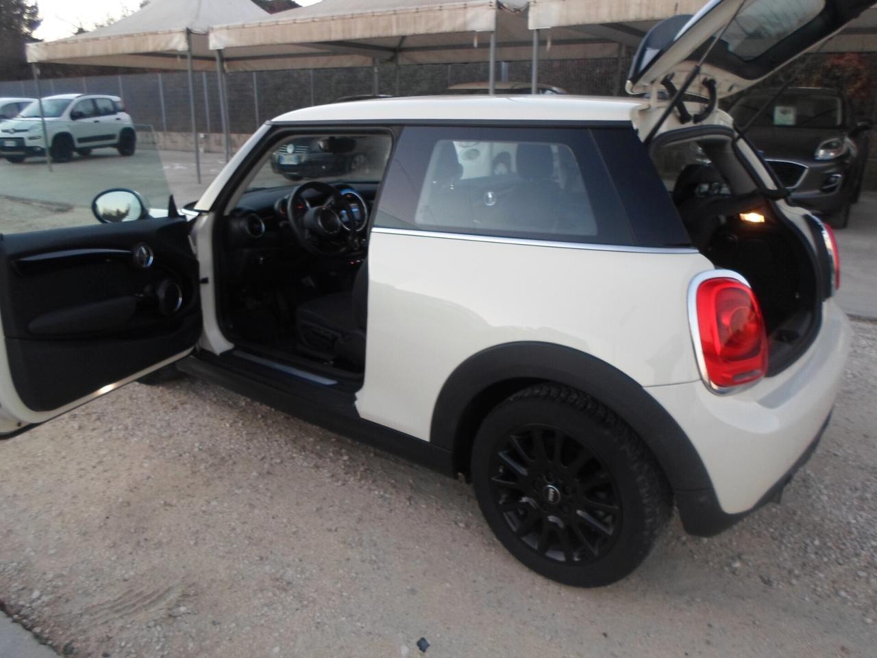 Mini 1.5 Cooper D Baker Street