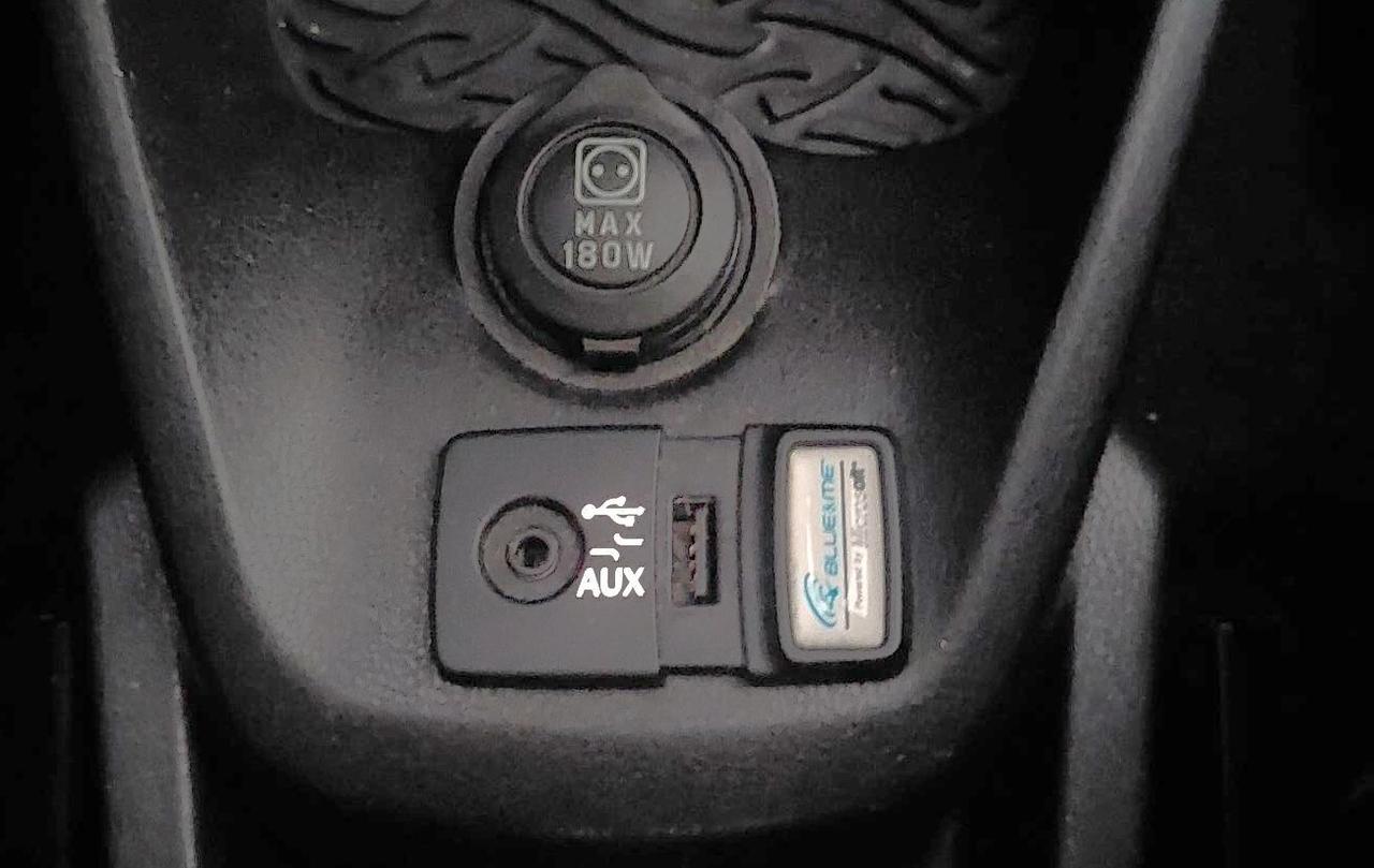 LANCIA YPSILON 1.2-UNICO PROPRIETARIO-NEOPATENTATI