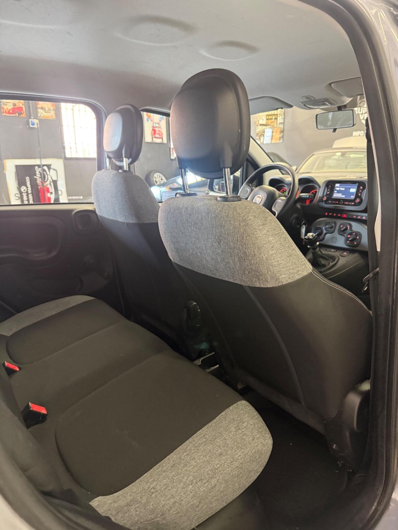 Fiat Panda 1.0 FireFly S&S Hybrid Red