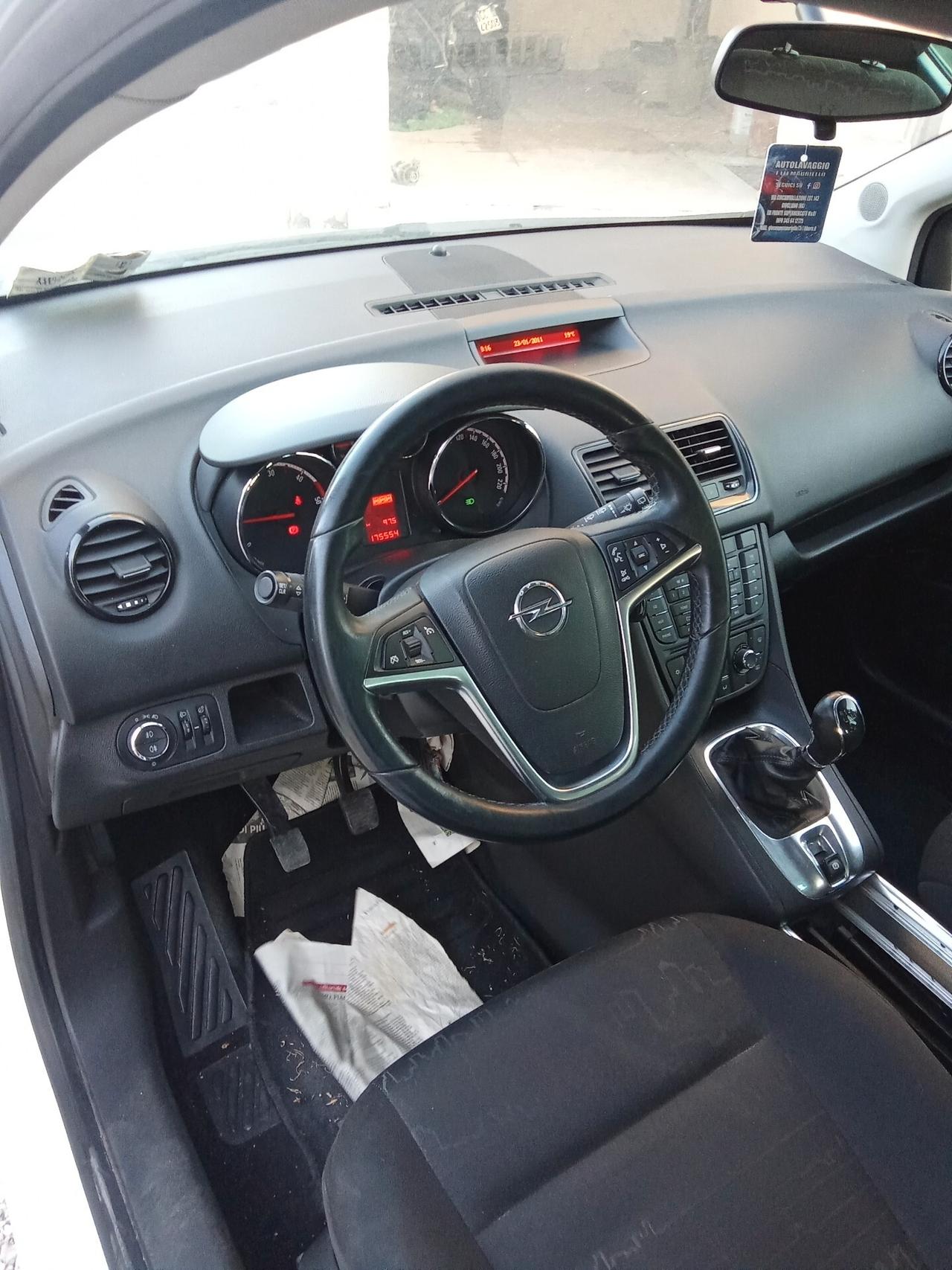 Opel Meriva 1.3 CDTI 75cv 011